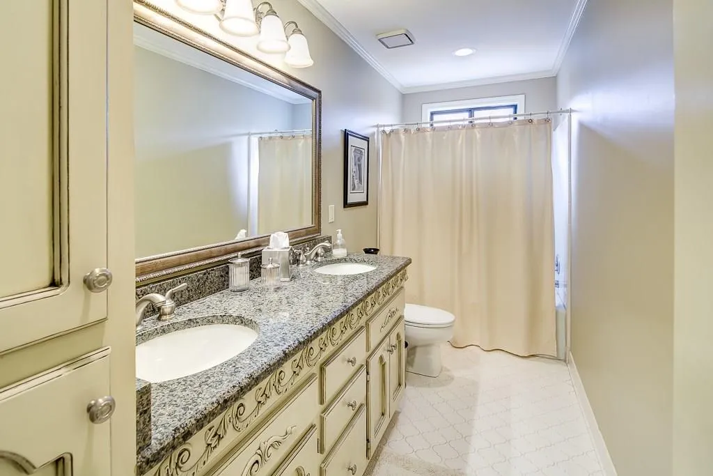 350 Wynland Trace, Sandy Springs, Georgia 30350, 5 Bedrooms Bedrooms, ,4 BathroomsBathrooms,Residential,Sold,350 Wynland Trace,5623061