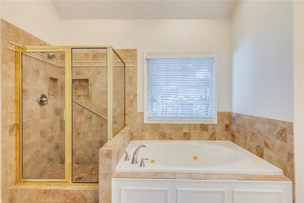 Georgia 30328, ,2 BathroomsBathrooms,Residential,Sold,7707750