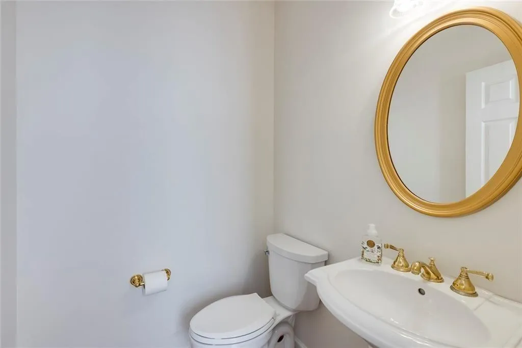 Georgia 30328, ,2 BathroomsBathrooms,Residential,Sold,7707750