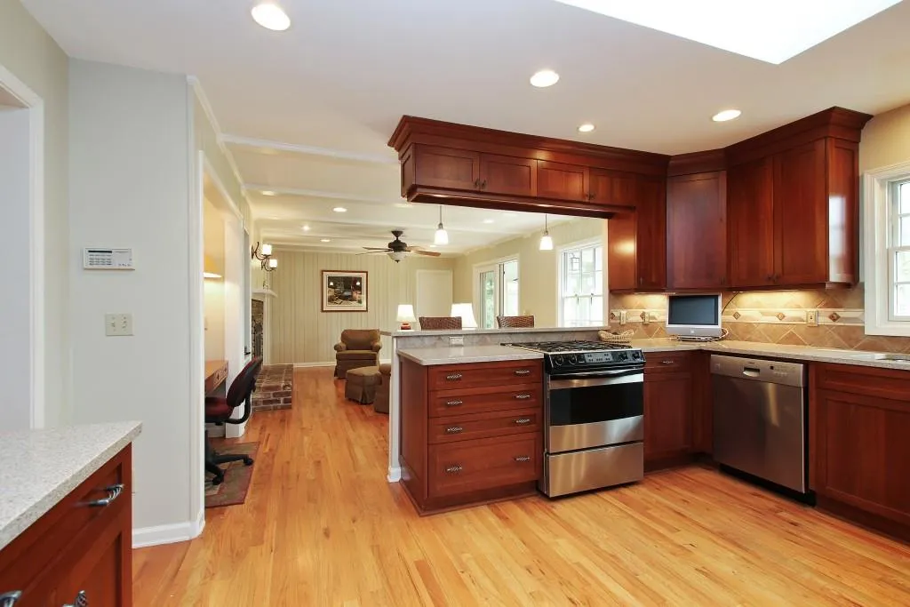 4985 Vallo Vista Court Ne, Sandy Springs, Georgia 30342, 4 Bedrooms Bedrooms, ,3 BathroomsBathrooms,Residential,Sold,4985 Vallo Vista Court Ne,5671574