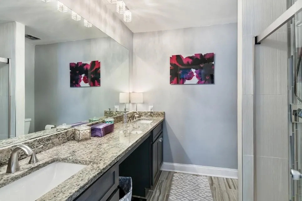 6851 Roswell Road Unit A5, Atlanta, Georgia 30328, 2 Bedrooms Bedrooms, ,2 BathroomsBathrooms,Residential,Sold,6851 Roswell Road Unit A5,7024401