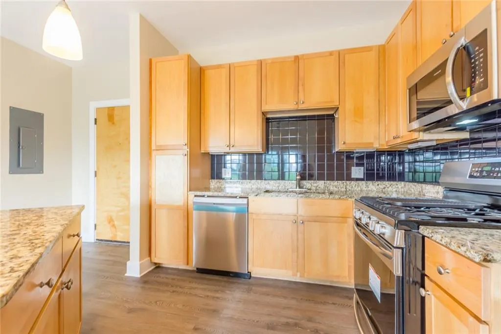 799 Hammond Drive Unit 427, Atlanta, Georgia 30328, 1 Bedroom Bedrooms, ,1 BathroomBathrooms,Residential,Sold,799 Hammond Drive Unit 427,6538339