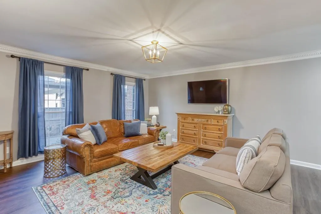 314 The Chace, Atlanta, Georgia 30328, 3 Bedrooms Bedrooms, ,3 BathroomsBathrooms,Residential,Sold,314 The Chace,6828433