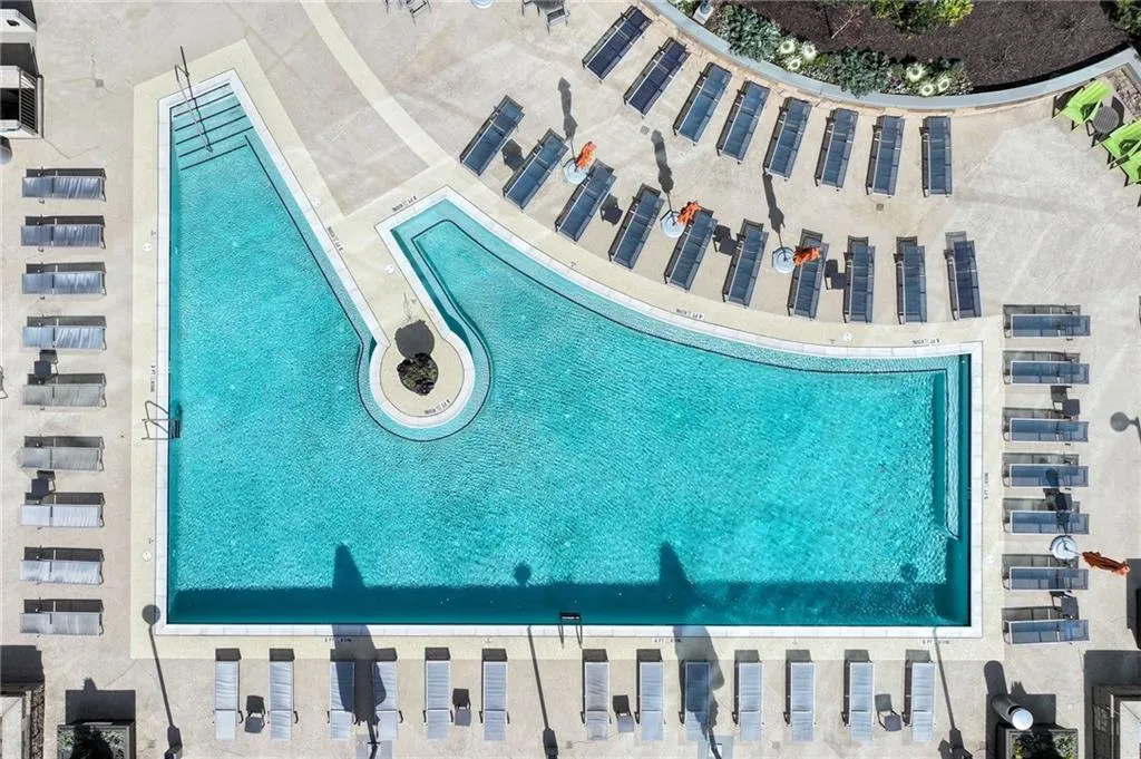 1080 Peachtree Street Ne Unit 1812, Atlanta, Georgia 30309, 2 Bedrooms Bedrooms, ,2 BathroomsBathrooms,Residential,For Sale,1080 Peachtree Street Ne Unit 1812,7675789