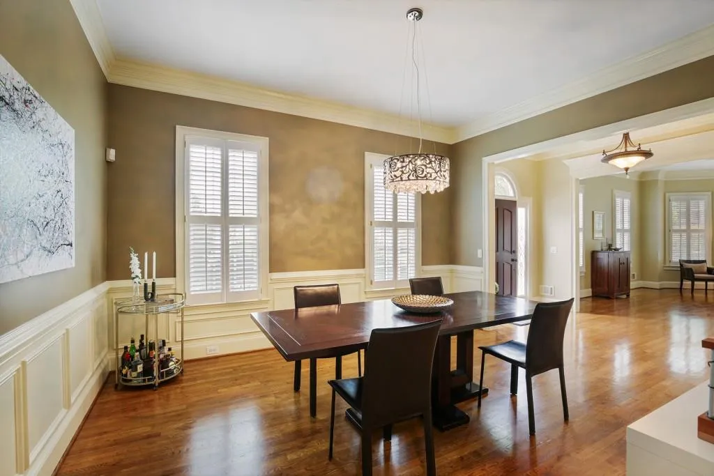 135 Crestwicke Trace, Atlanta, Georgia 30319, 5 Bedrooms Bedrooms, ,5 BathroomsBathrooms,Residential,Sold,135 Crestwicke Trace,7371398