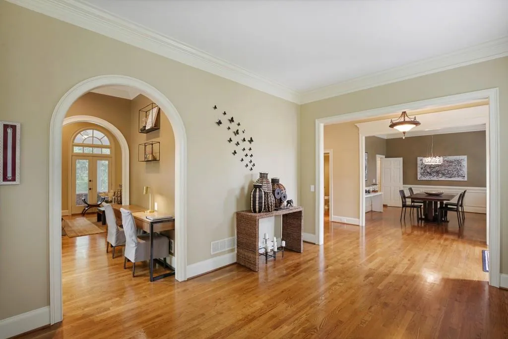 135 Crestwicke Trace, Atlanta, Georgia 30319, 5 Bedrooms Bedrooms, ,5 BathroomsBathrooms,Residential,Sold,135 Crestwicke Trace,7371398