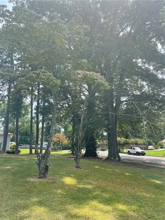 125 Cromwell Road, Sandy Springs, Georgia 30328, 3 Bedrooms Bedrooms, ,2 BathroomsBathrooms,Residential,Sold,125 Cromwell Road,6930093