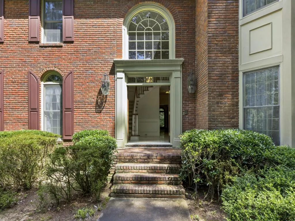 7535 Bridgegate Court, Sandy Springs, Georgia 30350, 4 Bedrooms Bedrooms, ,3 BathroomsBathrooms,Residential,Sold,7535 Bridgegate Court,6938466