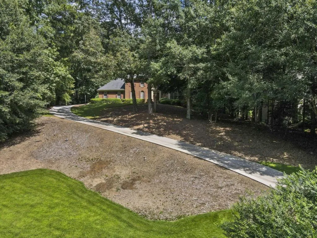 7535 Bridgegate Court, Sandy Springs, Georgia 30350, 4 Bedrooms Bedrooms, ,3 BathroomsBathrooms,Residential,Sold,7535 Bridgegate Court,6938466