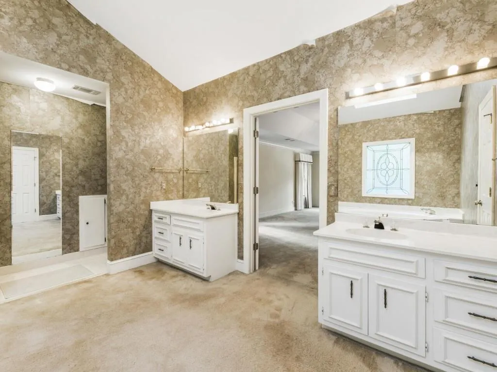 7535 Bridgegate Court, Sandy Springs, Georgia 30350, 4 Bedrooms Bedrooms, ,3 BathroomsBathrooms,Residential,Sold,7535 Bridgegate Court,6938466