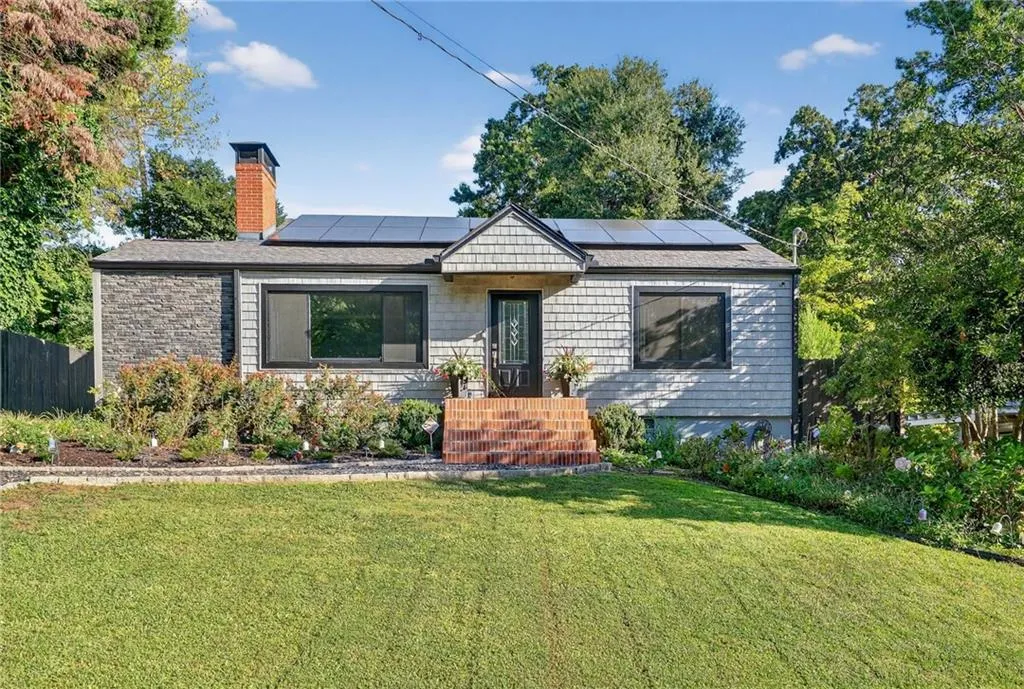 727 Channing Drive Nw, Atlanta, Georgia 30318, 2 Bedrooms Bedrooms, ,2 BathroomsBathrooms,Residential,For Sale,727 Channing Drive Nw,7647872