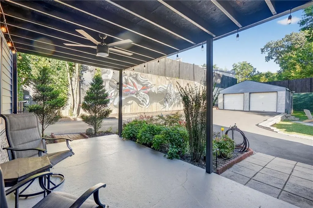 727 Channing Drive Nw, Atlanta, Georgia 30318, 2 Bedrooms Bedrooms, ,2 BathroomsBathrooms,Residential,For Sale,727 Channing Drive Nw,7647872