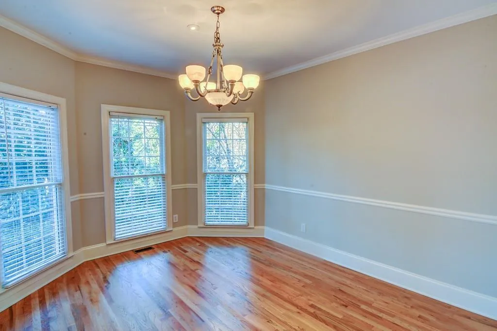 1 Bonnie Lane, Sandy Springs, Georgia 30328, 6 Bedrooms Bedrooms, ,4 BathroomsBathrooms,Residential,Sold,1 Bonnie Lane,6005165