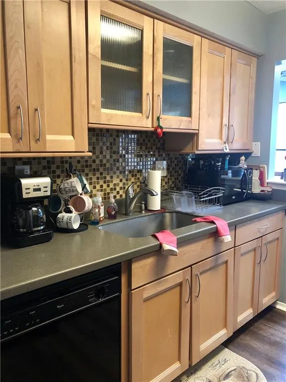 1606 Huntingdon Chase, Sandy Springs, Georgia 30350, 2 Bedrooms Bedrooms, ,2 BathroomsBathrooms,Residential,Sold,1606 Huntingdon Chase,6614002