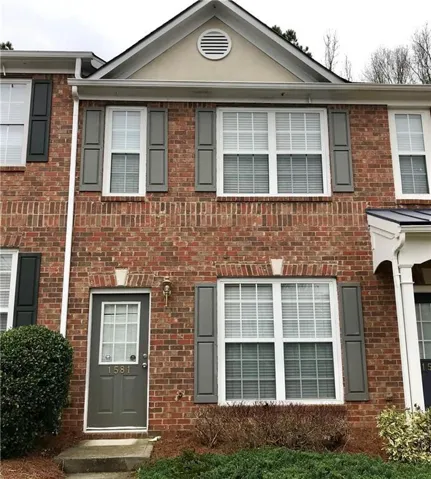 1581 Cove Creek Circle, Norcross, Georgia 30093