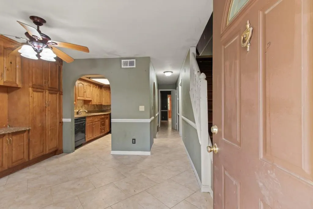 577 Northridge Crossing Drive, Sandy Springs, Georgia 30350, 3 Bedrooms Bedrooms, ,3 BathroomsBathrooms,Residential,Sold,577 Northridge Crossing Drive,7197028
