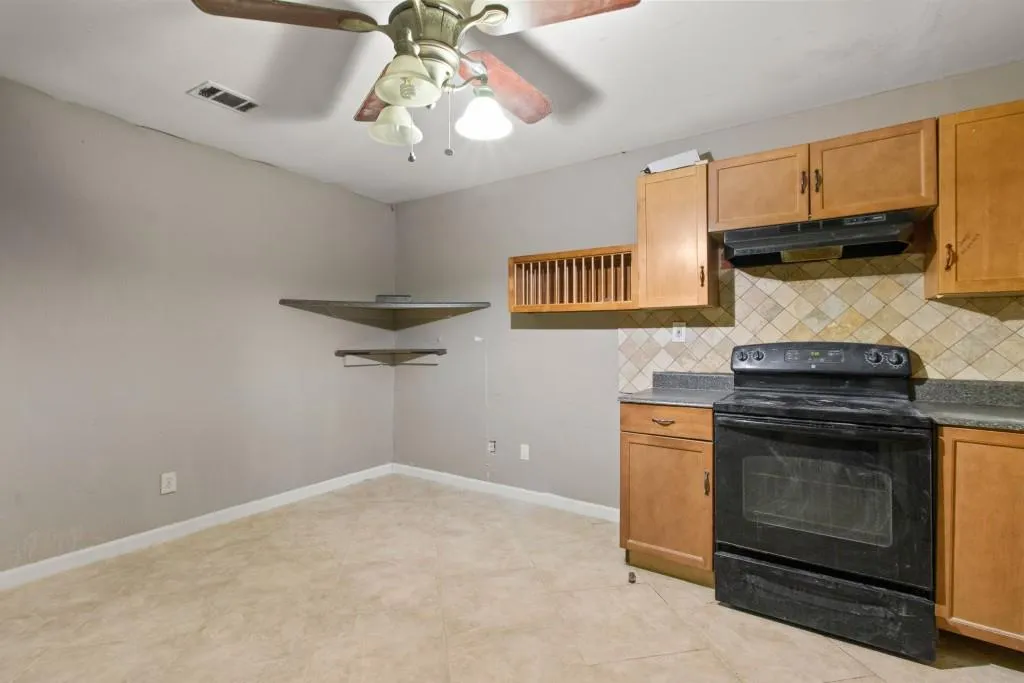 577 Northridge Crossing Drive, Sandy Springs, Georgia 30350, 3 Bedrooms Bedrooms, ,3 BathroomsBathrooms,Residential,Sold,577 Northridge Crossing Drive,7197028