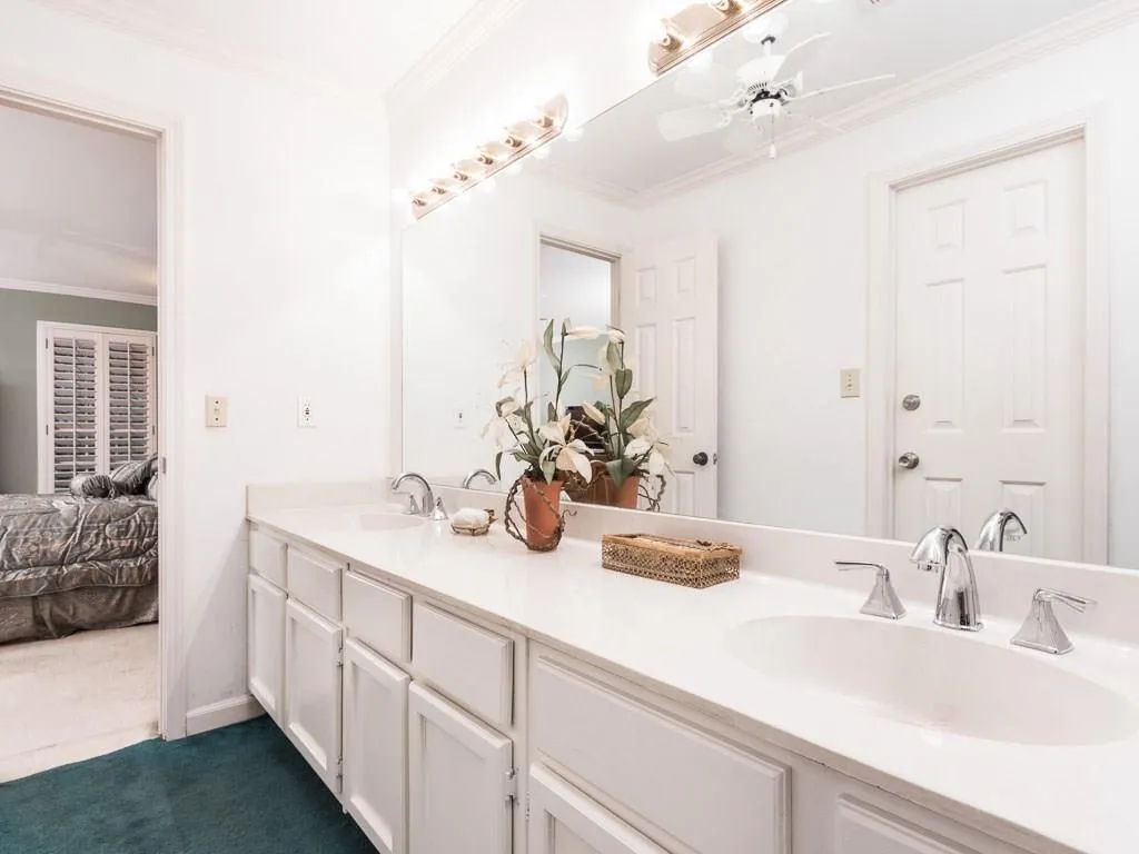 906 Brandywine Circle, Sandy Springs, Georgia 30350, 3 Bedrooms Bedrooms, ,2 BathroomsBathrooms,Residential,Sold,906 Brandywine Circle,5616718