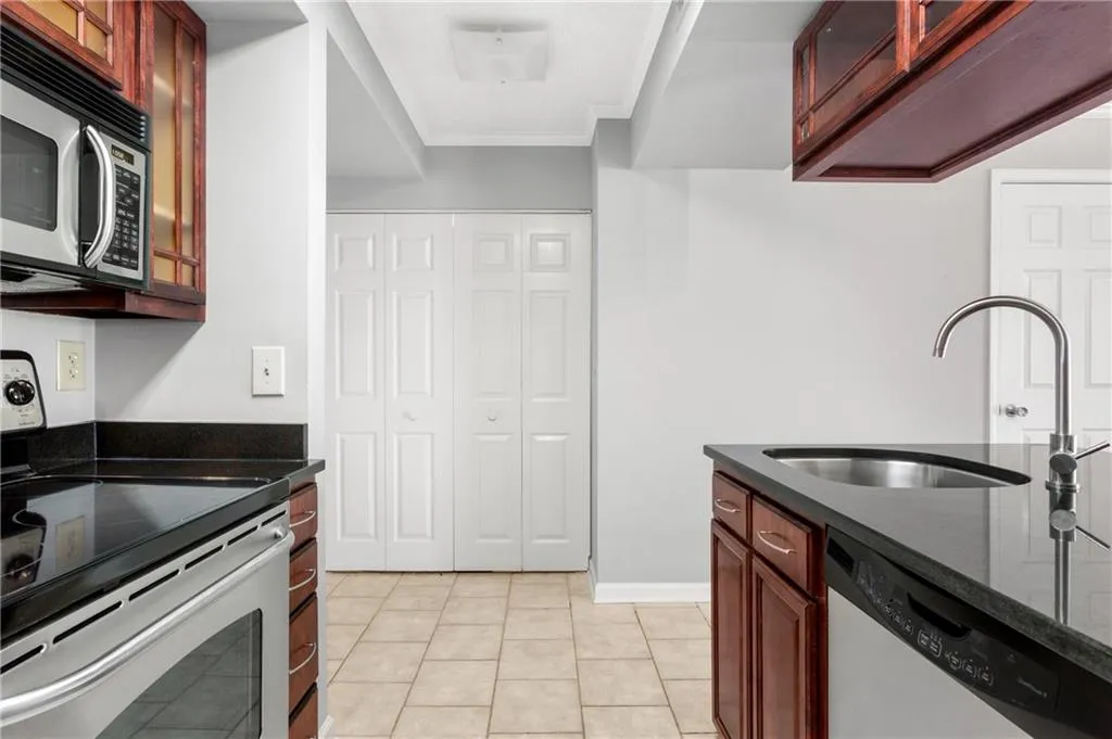 795 Hammond Drive Unit 604, Atlanta, Georgia 30328, 1 Bedroom Bedrooms, ,1 BathroomBathrooms,Residential,Sold,795 Hammond Drive Unit 604,6805211