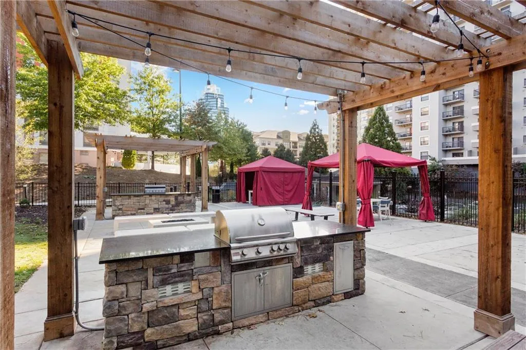 795 Hammond Drive Unit 604, Atlanta, Georgia 30328, 1 Bedroom Bedrooms, ,1 BathroomBathrooms,Residential,Sold,795 Hammond Drive Unit 604,6805211