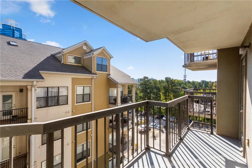 795 Hammond Drive Unit 604, Atlanta, Georgia 30328, 1 Bedroom Bedrooms, ,1 BathroomBathrooms,Residential,Sold,795 Hammond Drive Unit 604,6805211