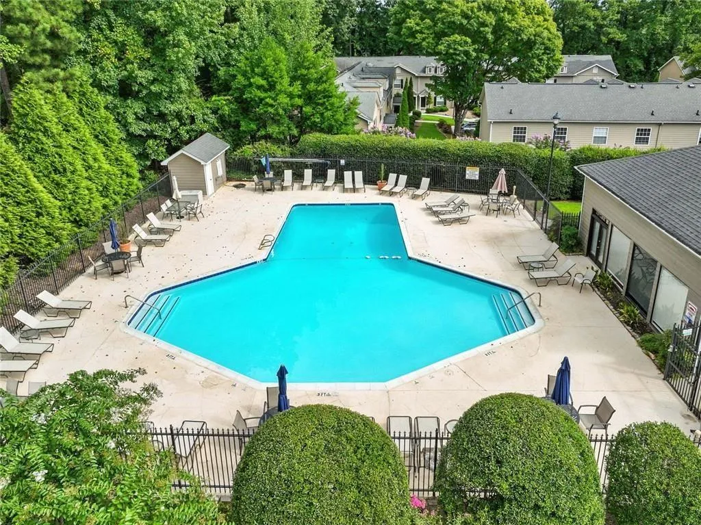 1804 Brighton Point, Atlanta, Georgia 30328, 2 Bedrooms Bedrooms, ,2 BathroomsBathrooms,Residential,For Sale,1804 Brighton Point,7641006