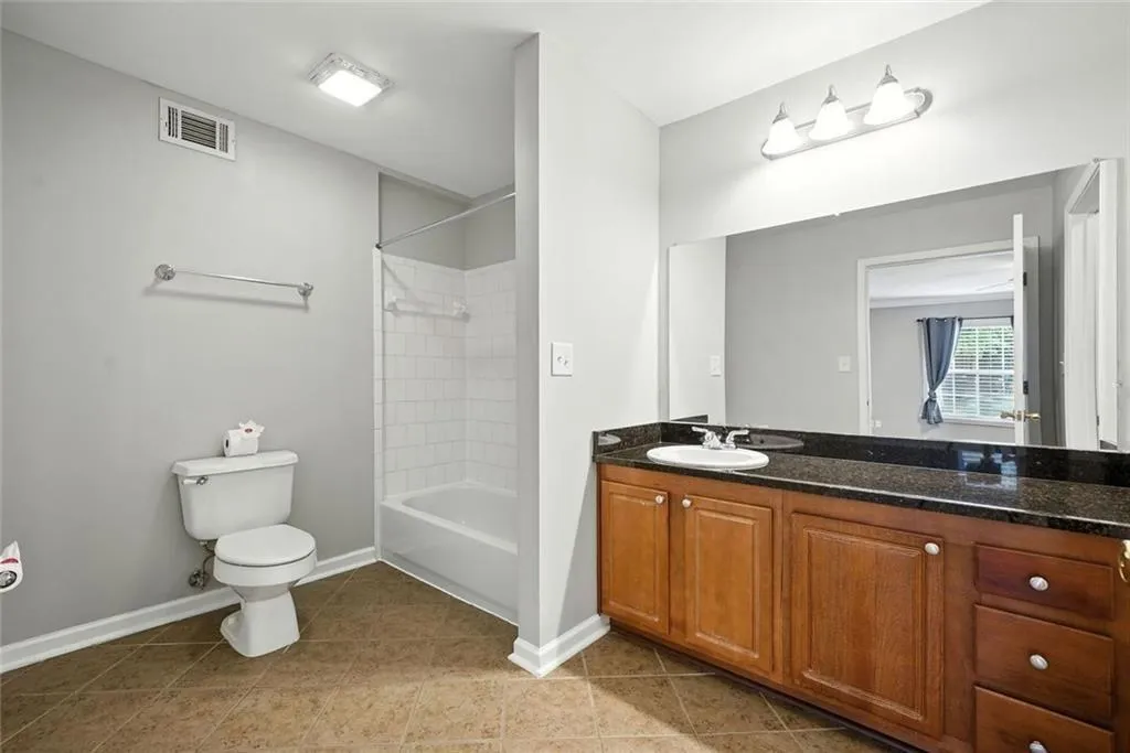 1804 Brighton Point, Atlanta, Georgia 30328, 2 Bedrooms Bedrooms, ,2 BathroomsBathrooms,Residential,For Sale,1804 Brighton Point,7641006