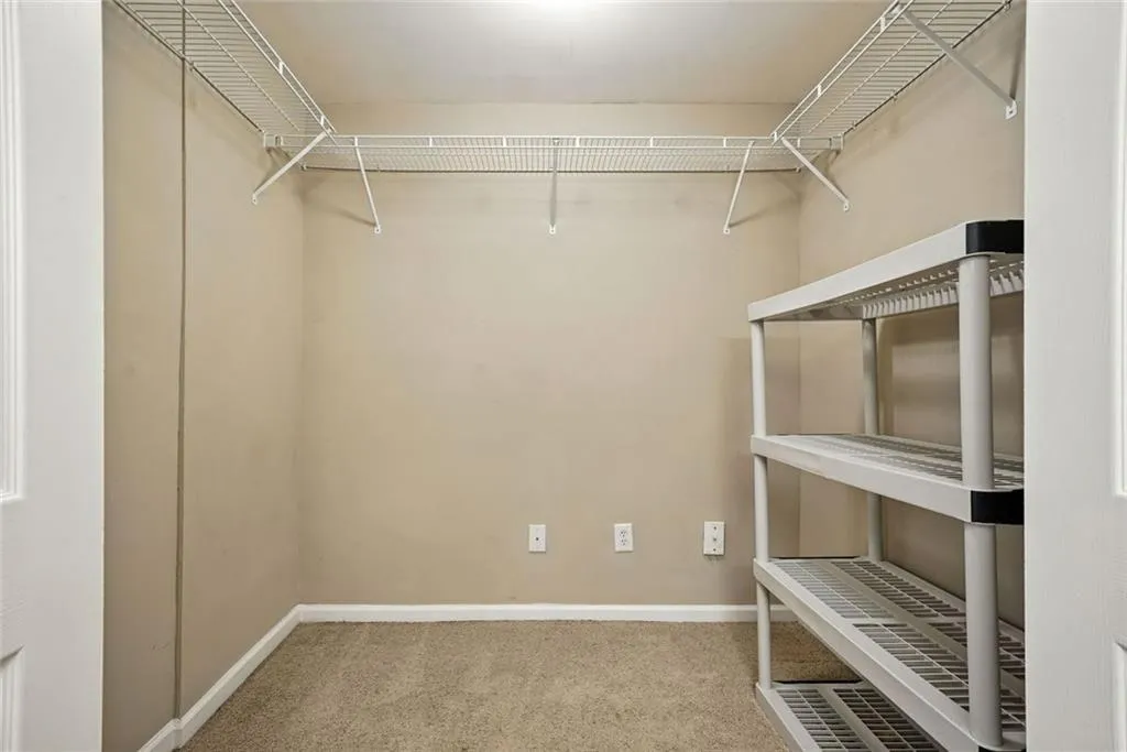 1804 Brighton Point, Atlanta, Georgia 30328, 2 Bedrooms Bedrooms, ,2 BathroomsBathrooms,Residential,For Sale,1804 Brighton Point,7641006