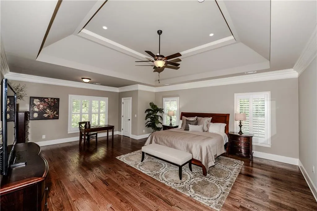 525 Forest Hills Drive, Atlanta, Georgia 30342, 5 Bedrooms Bedrooms, ,4 BathroomsBathrooms,Residential,Sold,525 Forest Hills Drive,5850471