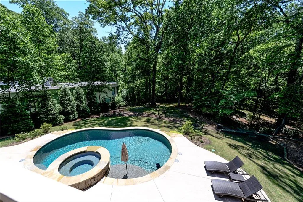 525 Forest Hills Drive, Atlanta, Georgia 30342, 5 Bedrooms Bedrooms, ,4 BathroomsBathrooms,Residential,Sold,525 Forest Hills Drive,5850471