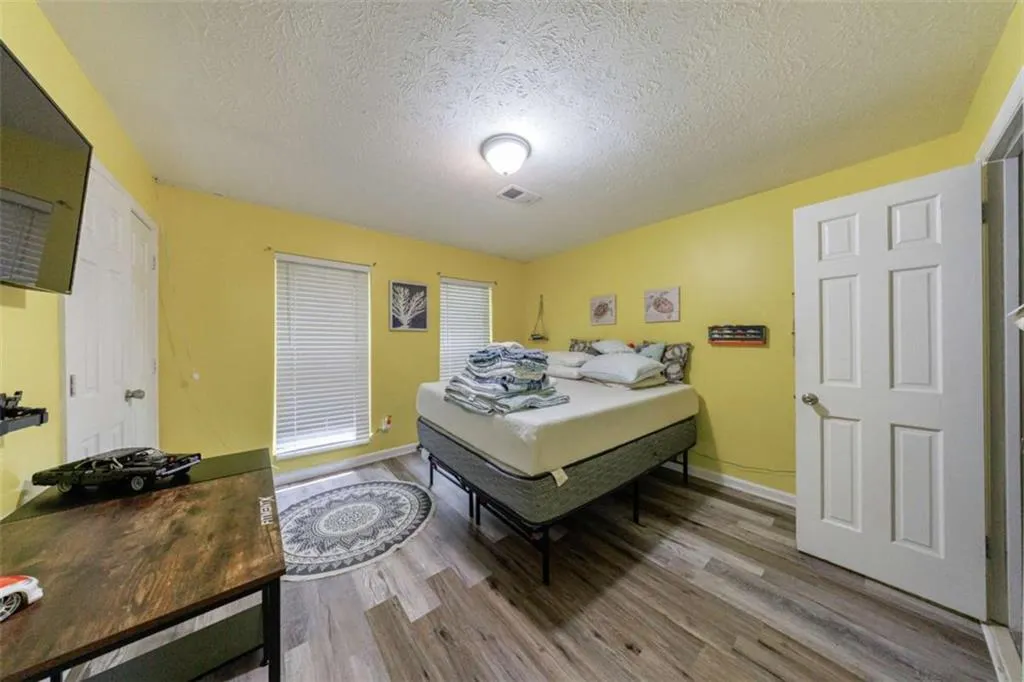 105 River Drive N, Sandy Springs, Georgia 30350, 2 Bedrooms Bedrooms, ,2 BathroomsBathrooms,Residential,For Sale,105 River Drive N,7619394