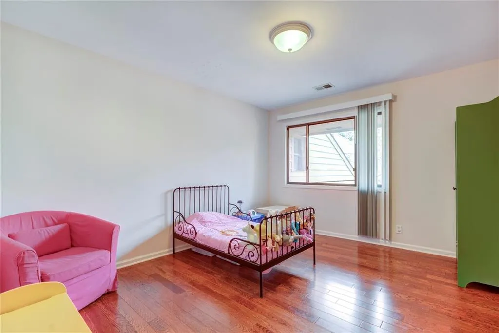 260 Halah Circle Unit 4, Atlanta, Georgia 30328, 4 Bedrooms Bedrooms, ,3 BathroomsBathrooms,Residential,Sold,260 Halah Circle Unit 4,5986512