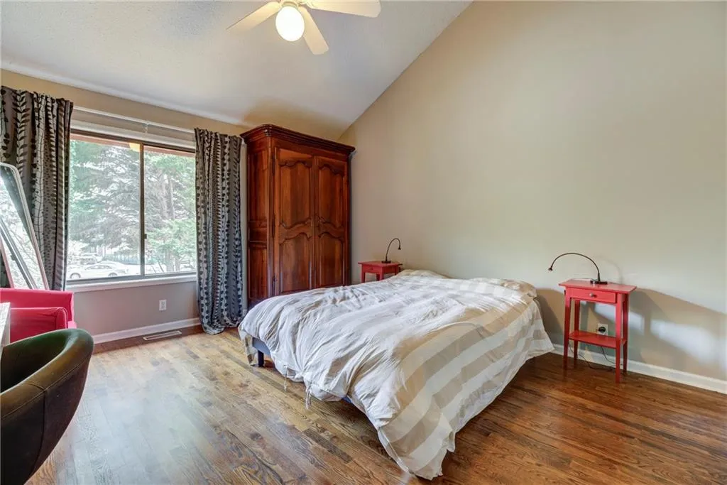 260 Halah Circle Unit 4, Atlanta, Georgia 30328, 4 Bedrooms Bedrooms, ,3 BathroomsBathrooms,Residential,Sold,260 Halah Circle Unit 4,5986512