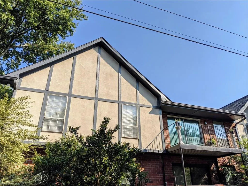 6851 Roswell Road Unit F36, Sandy Springs, Georgia 30328, 1 Bedroom Bedrooms, ,1 BathroomBathrooms,Residential,Sold,6851 Roswell Road Unit F36,6776550