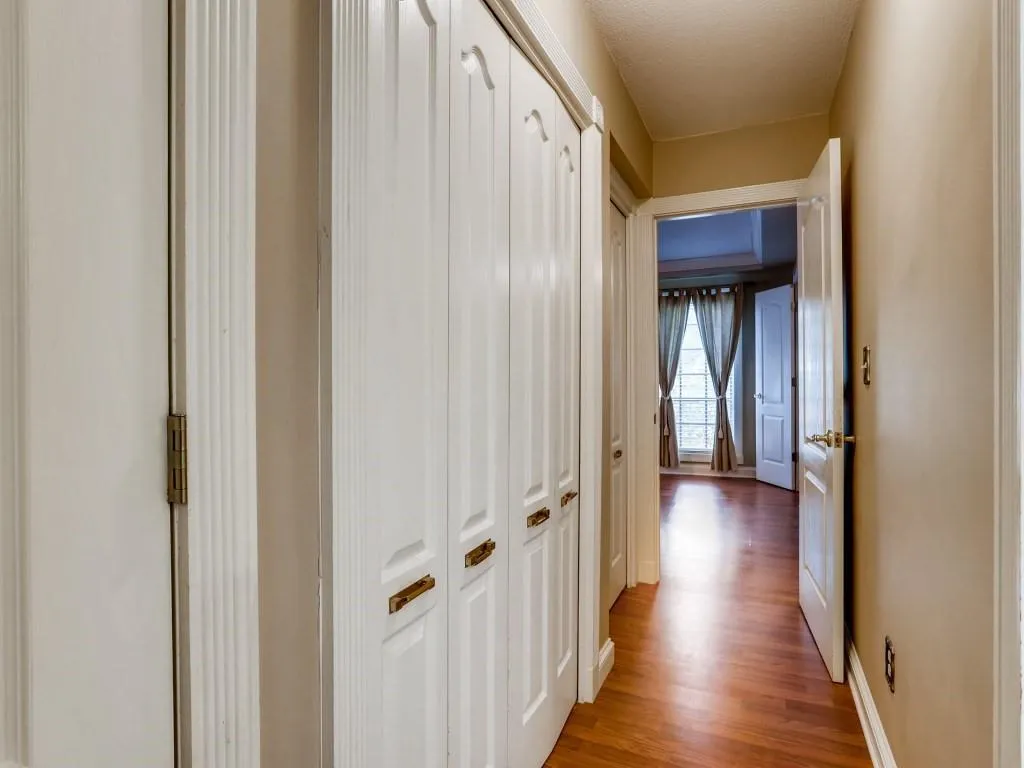6851 Roswell Road Unit F36, Sandy Springs, Georgia 30328, 1 Bedroom Bedrooms, ,1 BathroomBathrooms,Residential,Sold,6851 Roswell Road Unit F36,6776550