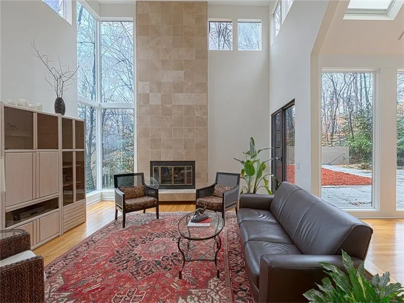 540 Elden Drive, Sandy Springs, Georgia 30342, 3 Bedrooms Bedrooms, ,3 BathroomsBathrooms,Residential,Sold,540 Elden Drive,5802167