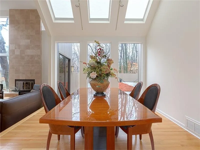 540 Elden Drive, Sandy Springs, Georgia 30342, 3 Bedrooms Bedrooms, ,3 BathroomsBathrooms,Residential,Sold,540 Elden Drive,5802167