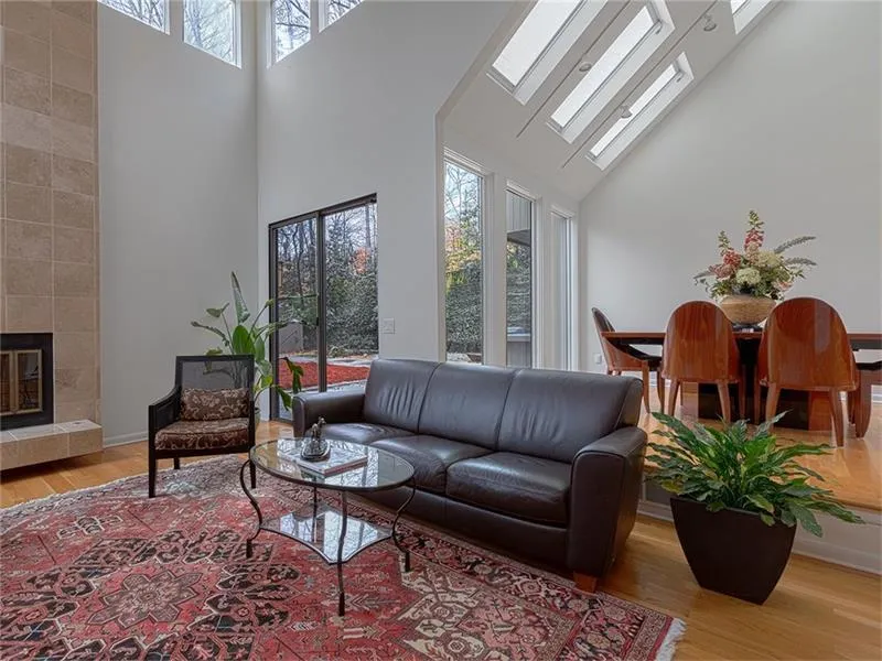 540 Elden Drive, Sandy Springs, Georgia 30342, 3 Bedrooms Bedrooms, ,3 BathroomsBathrooms,Residential,Sold,540 Elden Drive,5802167