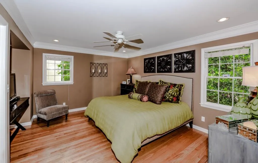 350 Thornwood Drive, Sandy Springs, Georgia 30328, 4 Bedrooms Bedrooms, ,4 BathroomsBathrooms,Residential,Sold,350 Thornwood Drive,5857358