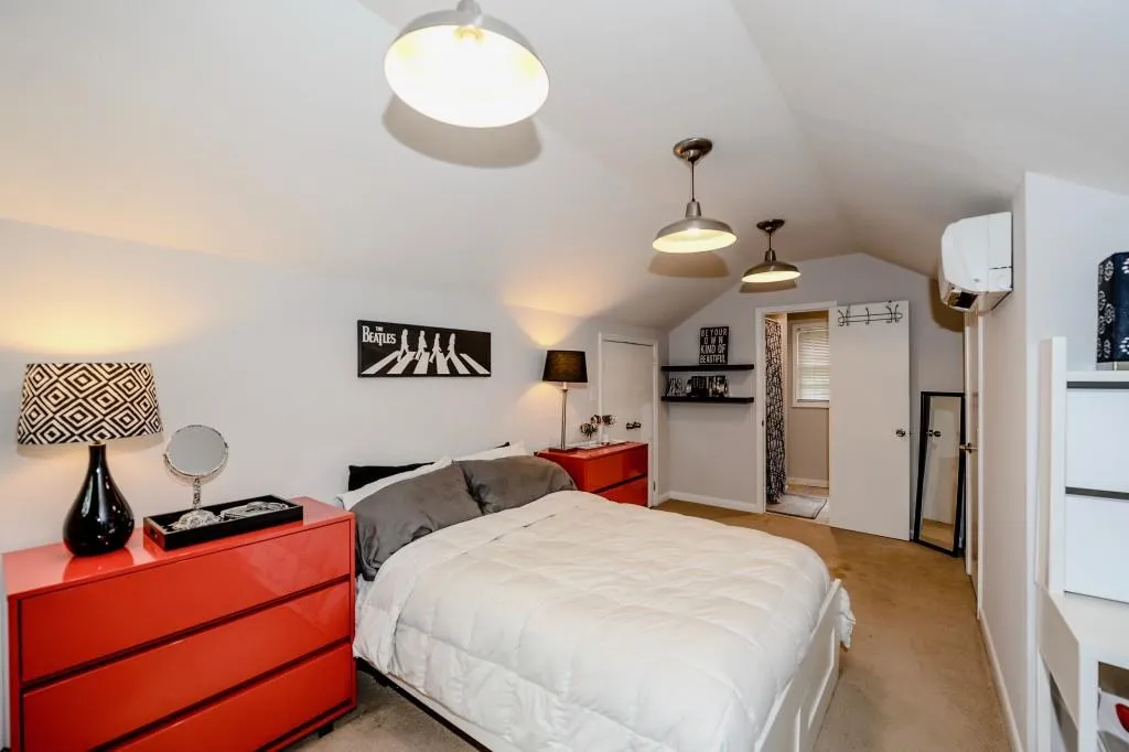 350 Thornwood Drive, Sandy Springs, Georgia 30328, 4 Bedrooms Bedrooms, ,4 BathroomsBathrooms,Residential,Sold,350 Thornwood Drive,5857358