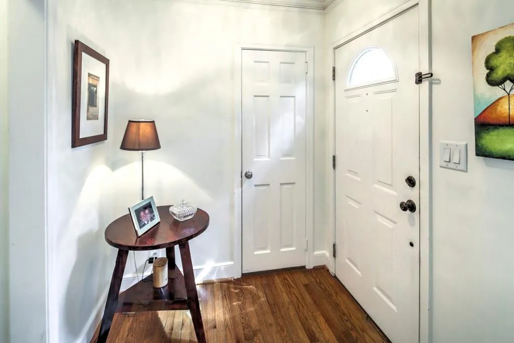 303 Hascall Road Nw, Atlanta, Georgia 30309, 3 Bedrooms Bedrooms, ,2 BathroomsBathrooms,Residential,Sold,303 Hascall Road Nw,5913404