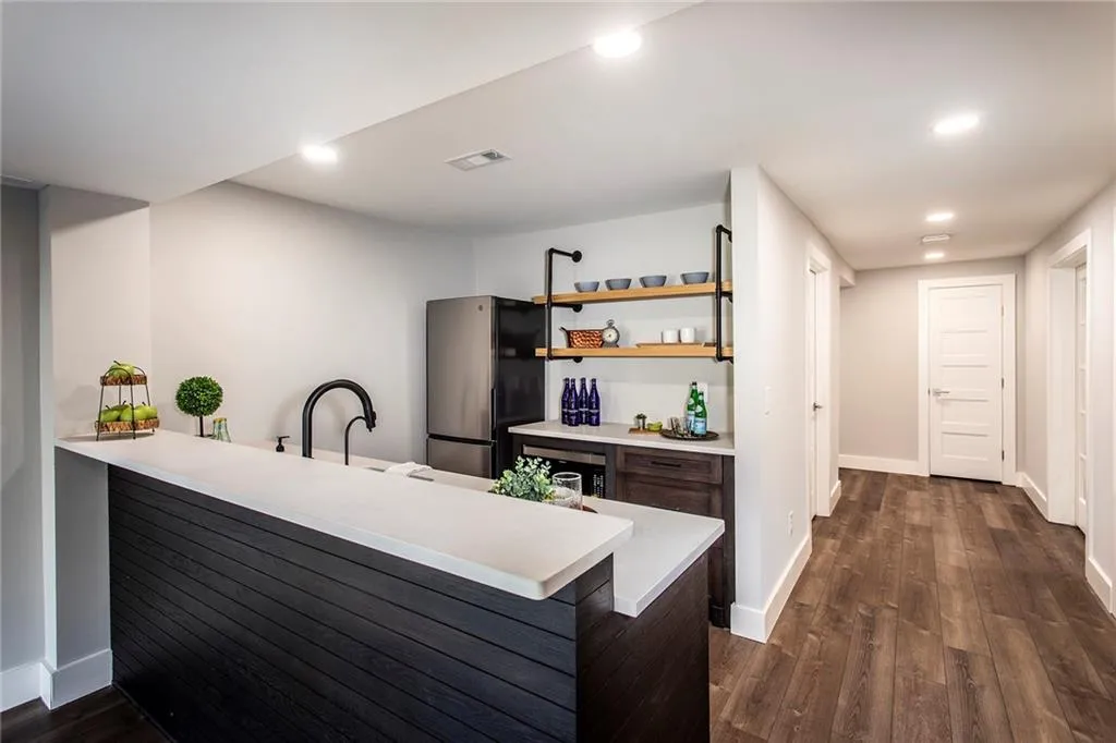 7715 Ryefield Drive, Sandy Springs, Georgia 30350, 5 Bedrooms Bedrooms, ,3 BathroomsBathrooms,Residential,Sold,7715 Ryefield Drive,7504169 7715 Ryefield Drive, Sandy Springs, Georgia 30350, 5 Bedrooms Bedrooms, ,3 BathroomsBathrooms,Residential,Sold,7715 Ryefield Drive,7504169