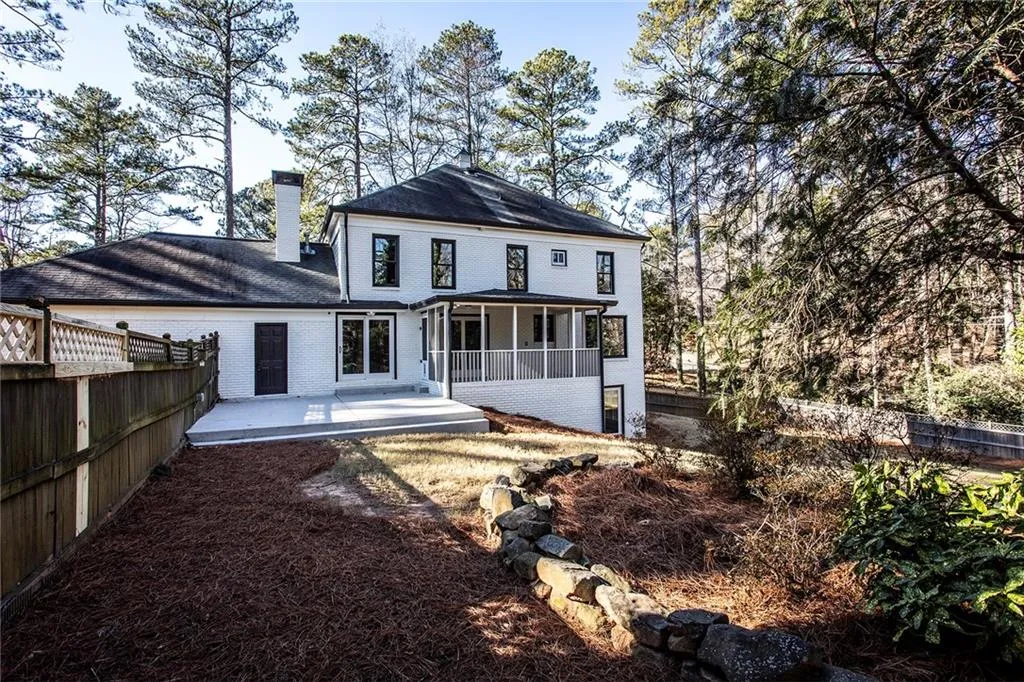 7715 Ryefield Drive, Sandy Springs, Georgia 30350, 5 Bedrooms Bedrooms, ,3 BathroomsBathrooms,Residential,Sold,7715 Ryefield Drive,7504169 7715 Ryefield Drive, Sandy Springs, Georgia 30350, 5 Bedrooms Bedrooms, ,3 BathroomsBathrooms,Residential,Sold,7715 Ryefield Drive,7504169