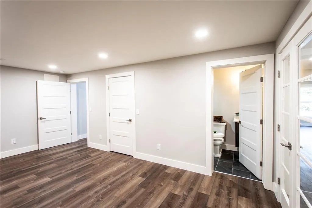 7715 Ryefield Drive, Sandy Springs, Georgia 30350, 5 Bedrooms Bedrooms, ,3 BathroomsBathrooms,Residential,Sold,7715 Ryefield Drive,7504169 7715 Ryefield Drive, Sandy Springs, Georgia 30350, 5 Bedrooms Bedrooms, ,3 BathroomsBathrooms,Residential,Sold,7715 Ryefield Drive,7504169