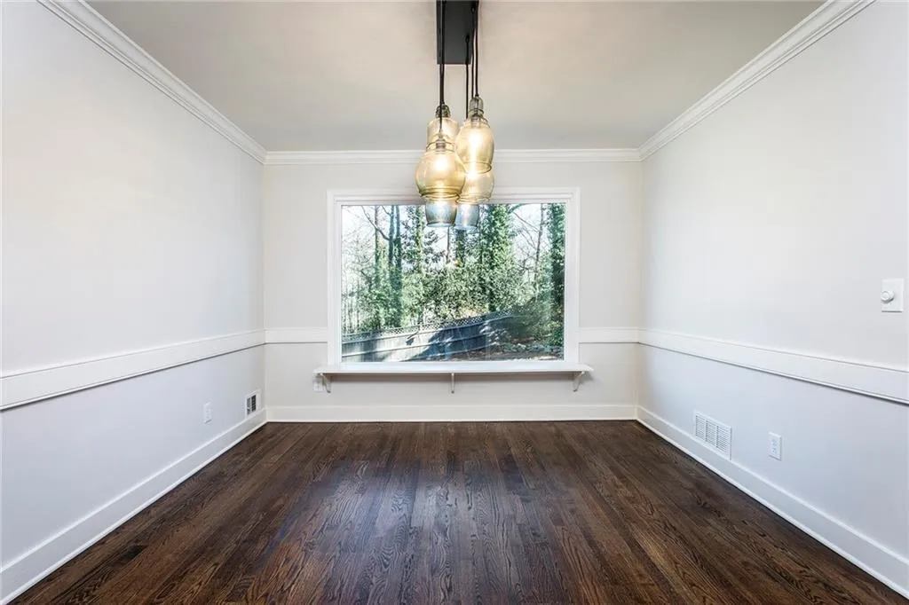 7715 Ryefield Drive, Sandy Springs, Georgia 30350, 5 Bedrooms Bedrooms, ,3 BathroomsBathrooms,Residential,Sold,7715 Ryefield Drive,7504169 7715 Ryefield Drive, Sandy Springs, Georgia 30350, 5 Bedrooms Bedrooms, ,3 BathroomsBathrooms,Residential,Sold,7715 Ryefield Drive,7504169