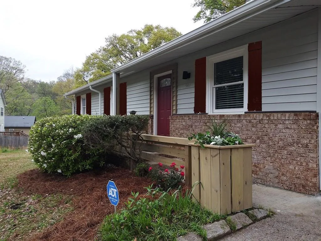 901 Nw Ridge Avenue Nw, Atlanta, Georgia 30318, 4 Bedrooms Bedrooms, ,2 BathroomsBathrooms,Residential,Sold,901 Nw Ridge Avenue Nw,6531439