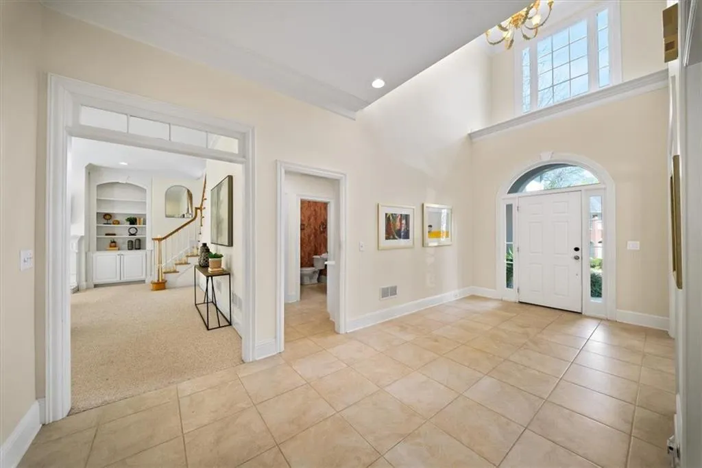 300 Nell Court, Atlanta, Georgia 30342, 4 Bedrooms Bedrooms, ,3 BathroomsBathrooms,Residential,For Sale,300 Nell Court,7733451