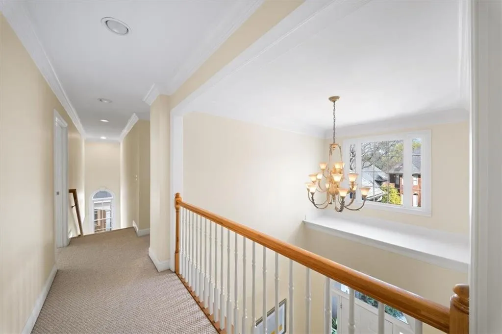 300 Nell Court, Atlanta, Georgia 30342, 4 Bedrooms Bedrooms, ,3 BathroomsBathrooms,Residential,For Sale,300 Nell Court,7733451