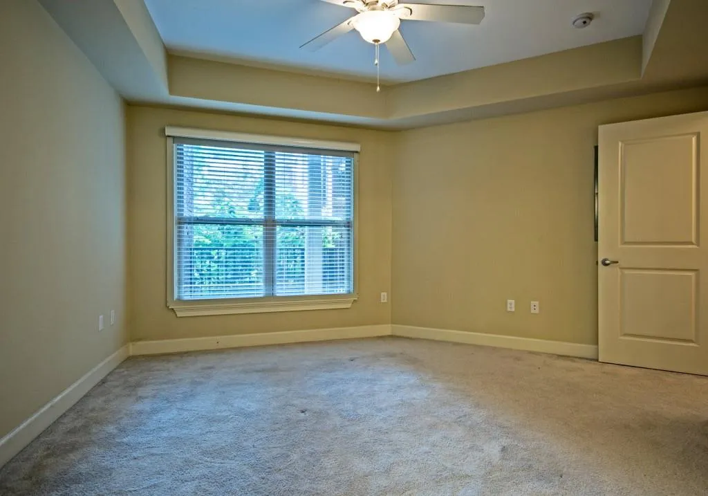 200 River Vista Drive Unit 215, Atlanta, Georgia 30339, 2 Bedrooms Bedrooms, ,2 BathroomsBathrooms,Residential,Sold,200 River Vista Drive Unit 215,5879025