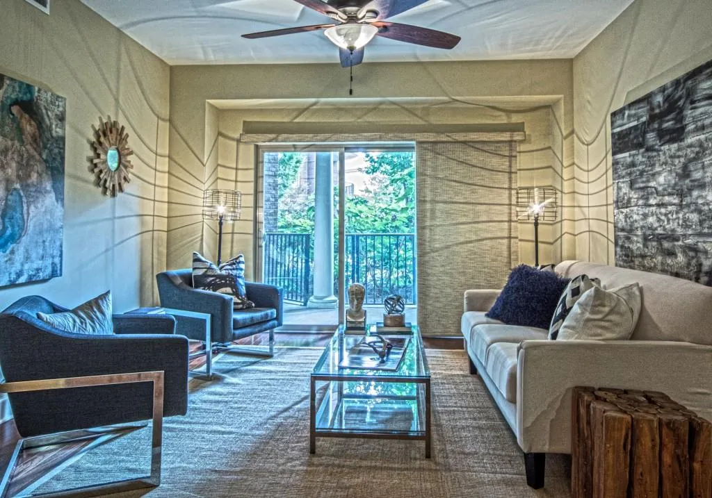 200 River Vista Drive Unit 215, Atlanta, Georgia 30339, 2 Bedrooms Bedrooms, ,2 BathroomsBathrooms,Residential,Sold,200 River Vista Drive Unit 215,5879025
